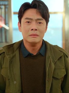 《短剧 为报恩丈夫把孩子送给别人》47集高清短剧畅快观看