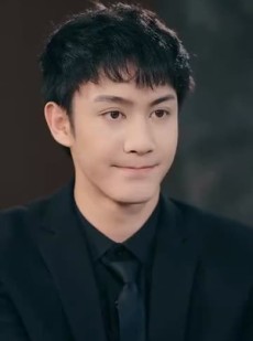 《短剧 暗夜之吻咬痕》35集精彩剧情网页畅看