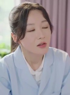 《短剧 怎么办！高冷教官一亲就红温》126集热门短剧全集畅享