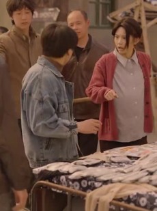 《短剧 重回八零：守护妻女奔小康》83集热门短剧全集畅享