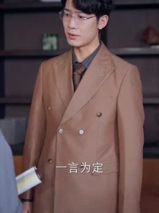 《短剧 千金归来，三个男神哥哥独宠我》83集独家短剧在线观看