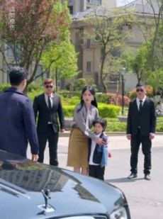 《短剧 养娃六年豪门亲爹竟上门求婚》90集全集短剧随心看