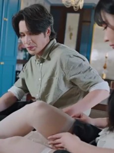 《短剧 傻了吧，你的室友都是美女》80集独家短剧即时观看