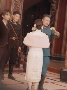 《短剧 危墙之下》72集高清短剧在线畅看