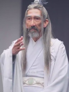 《短剧 入世》76集热门短剧尽情观看