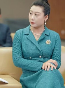《短剧 夫人每天都想得寸进尺》62集全集在线免费观看