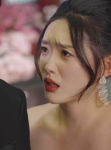 《短剧 震惊，穷酸老婆竟是高门千金》60集高清短剧即刻解锁