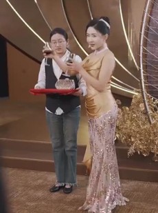 《短剧 尘埃里的花朵》65集高清流畅短剧解锁