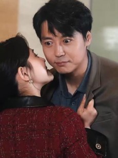 《短剧 烤摊老爸竟是世界首富》97集全集短剧随时畅享