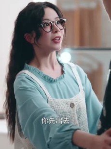 《短剧 我对顶流蓄谋已久》70集高清短剧直接观看