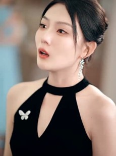《短剧 烟火照夜白》70集热门短剧在线追