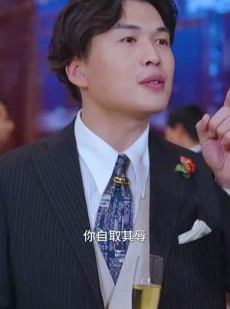 《短剧 乾坤帝尊》100集高清短剧一口气看完