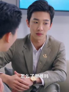 《短剧 开局10000亿，我靠花钱逆袭》100集流畅短剧随时点播
