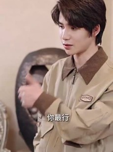 《短剧 三个大佬哥哥团宠我》89集热门短剧即刻播放