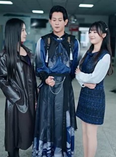 《短剧 我在综艺直播当大师》72集全集畅看无广告
