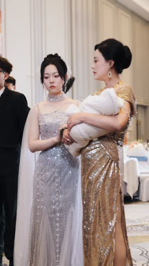 远嫁女儿是千金(53集) 远嫁女儿是千金(53集)短剧全剧终在线连看