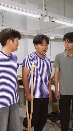 重生80之服装大亨(31集) 重生80之服装大亨(31集)短剧完结全集限免刷