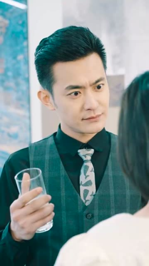 爱你如坠烟海(54集) 爱你如坠烟海(54集)短剧全剧终高清放送