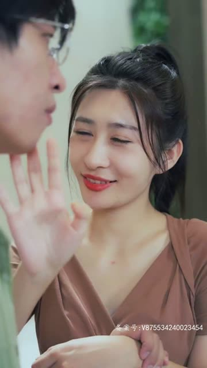 我和房东的秘密,我的美女室友,这个房客不一般(全集) 我和房东的秘密,我的美女室友,这个房客不一般(全集)短剧合集彩蛋完整版