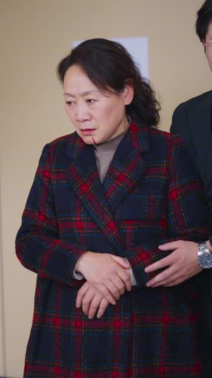 生鲜超市的破局之路(31集) 生鲜超市的破局之路(31集)短剧全集特惠限时看