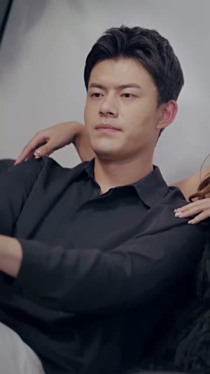 翻墙逃婚,萌妻休想逃(78集) 翻墙逃婚,萌妻休想逃(78集)短剧全剧终高清放送