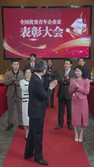 霸道医仙:从扯下女神玉佩开始(82集) 霸道医仙:从扯下女神玉佩开始(82集)短剧大结局合集放送