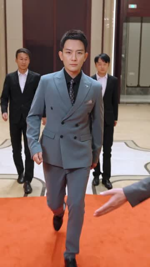龙霄神主第三部(89集) 龙霄神主第三部(89集)短剧全集无删完整版