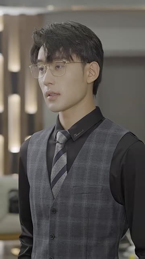 新版:分手当天,我闪婚了亿万富豪(97集) 新版:分手当天,我闪婚了亿万富豪(97集)短剧宝藏全集限免看