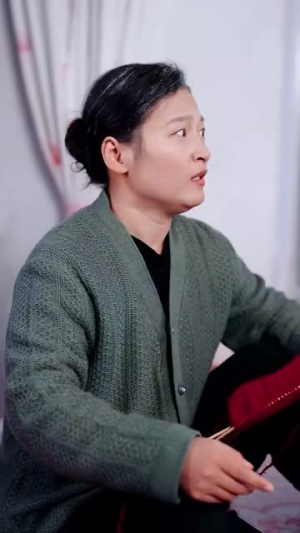 私藏一片坠落的星光(100集) 私藏一片坠落的星光(100集)短剧终篇全集限免看