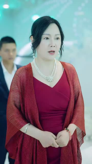 女扮男装后总裁念念不忘(83集) 女扮男装后总裁念念不忘(83集)短剧结局篇全集直通