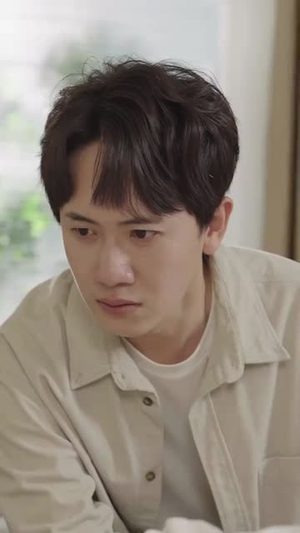 狂医何潜(全集) 狂医何潜(全集)短剧合集导演剪辑版