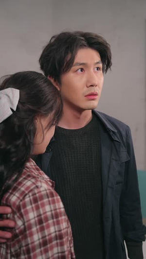 重回八零年代当团宠(43集) 重回八零年代当团宠(43集)短剧全集高清无码版