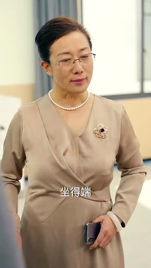 过年回家大战臭小子(32集) 过年回家大战臭小子(32集)短剧全集连看不停歇