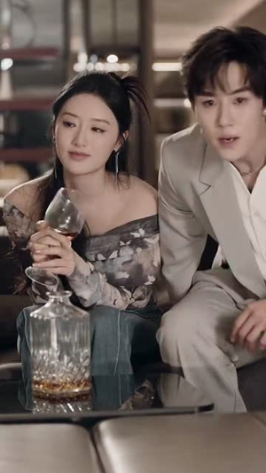 亲爱的闻总监(80集) 亲爱的闻总监(80集)短剧合集导演剪辑版