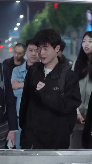 让你摆地摊,没让你城管局门口摆(110集) 让你摆地摊,没让你城管局门口摆(110集)短剧全集高清无码版
