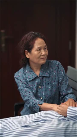 坠楼后我成了她(35集) 坠楼后我成了她(35集)短剧大结局超前点映