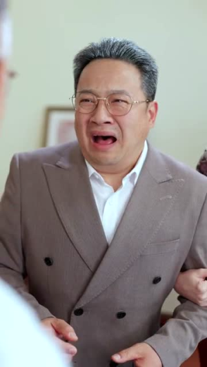 寸草燃晖(70集) 寸草燃晖(70集)短剧全剧终在线连看