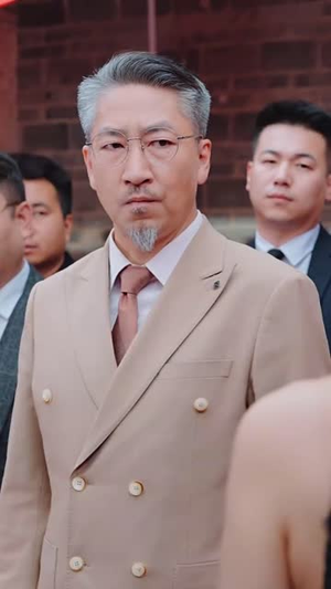 孕逃甜妻,被穷追不舍(60集) 孕逃甜妻,被穷追不舍(60集)短剧合集蓝光画质